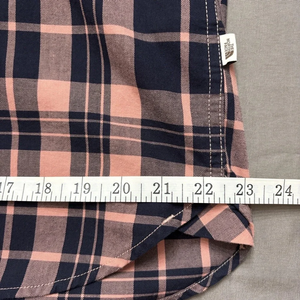 The North Face Men's Large Button Up Hayden Pass 2.0 Long-Sleeve Plaid Outdoors